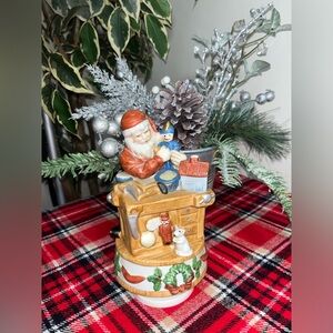 HOLIDAY - REVOLVING SANTA CLAUS FIGURINE, "JINGLE BELLS" MUSIC BOX